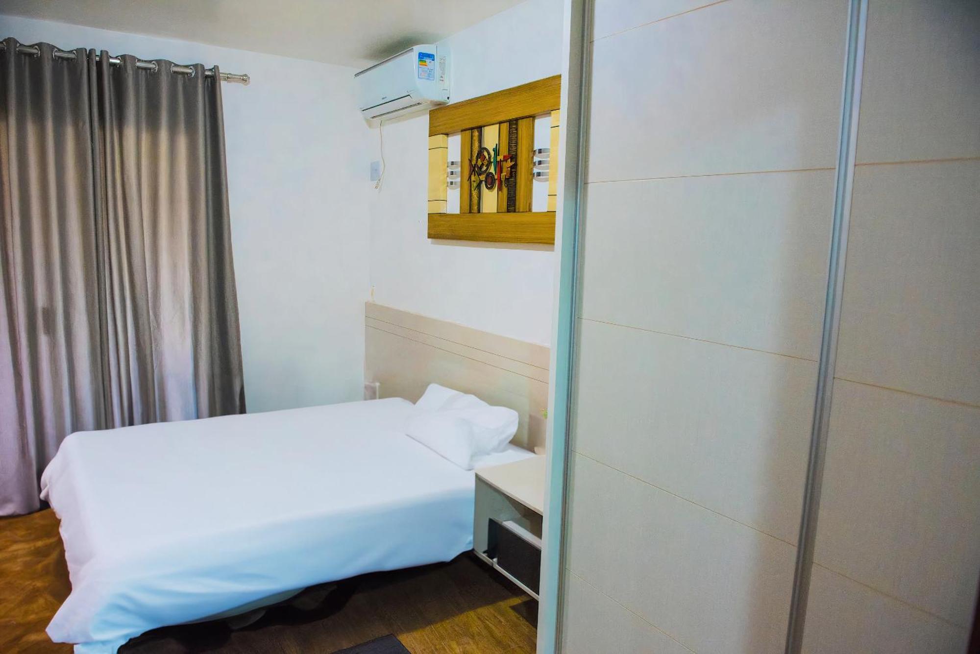 Apartamento Enseada Nautico Caldas Novas - Go Luaran gambar