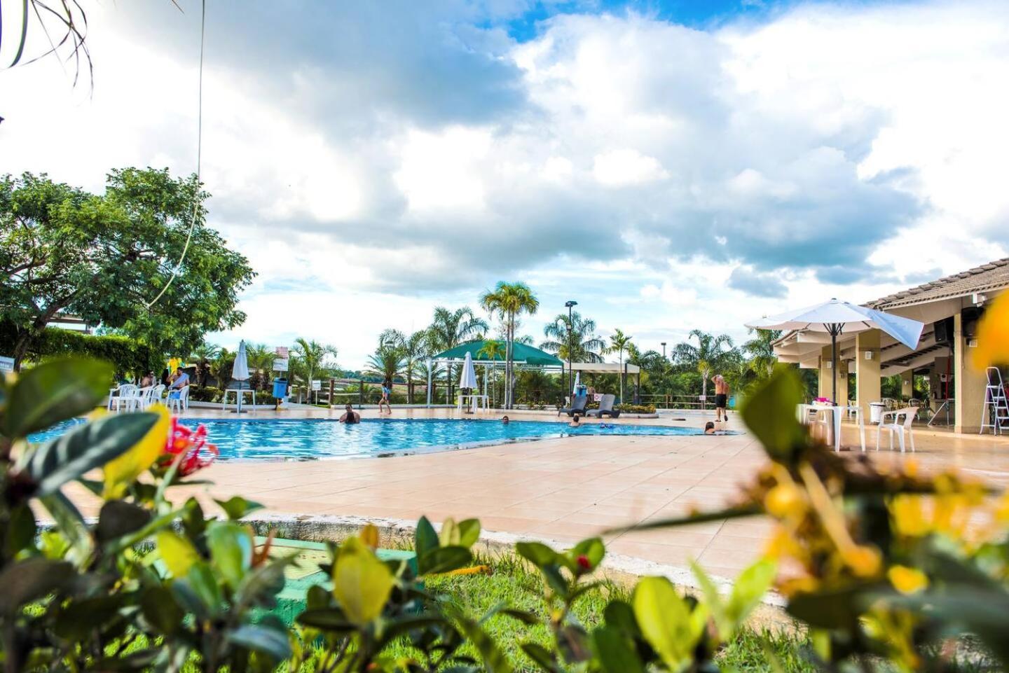Apartamento Enseada Nautico Caldas Novas - Go Luaran gambar